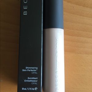 Becca cosmetics, Shimmering Skin Perfector